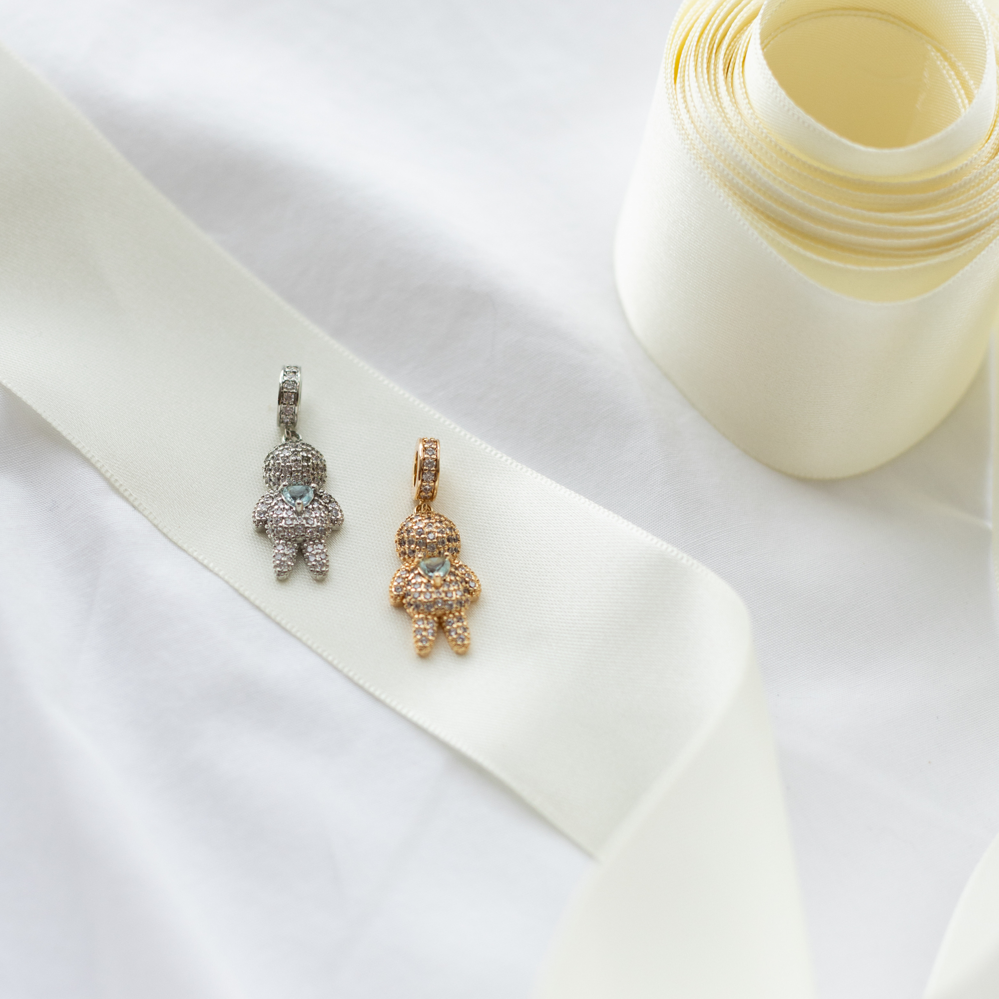 Pingente Alma Menino  Cravejado