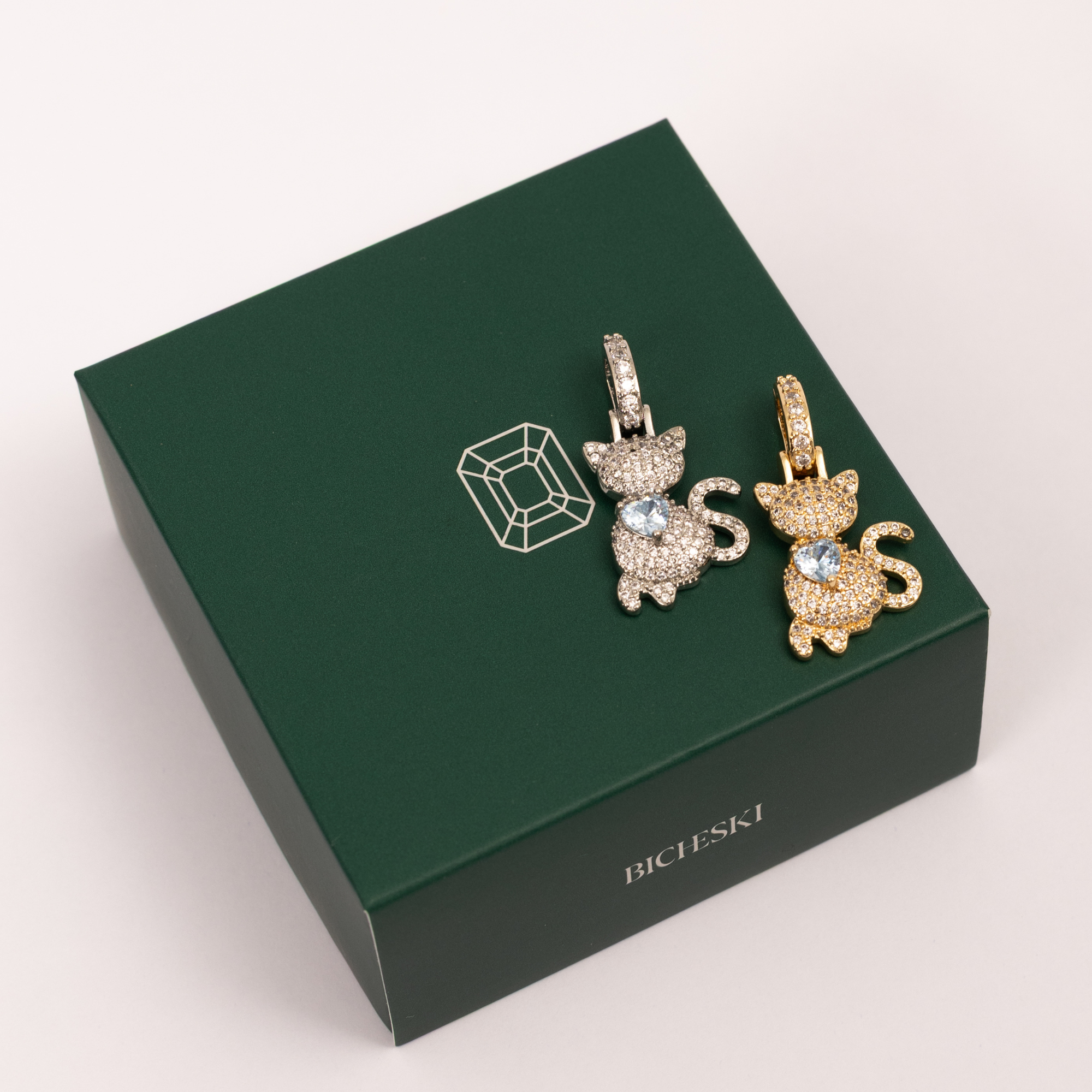 Pingente Alma Gatinho Cravejado