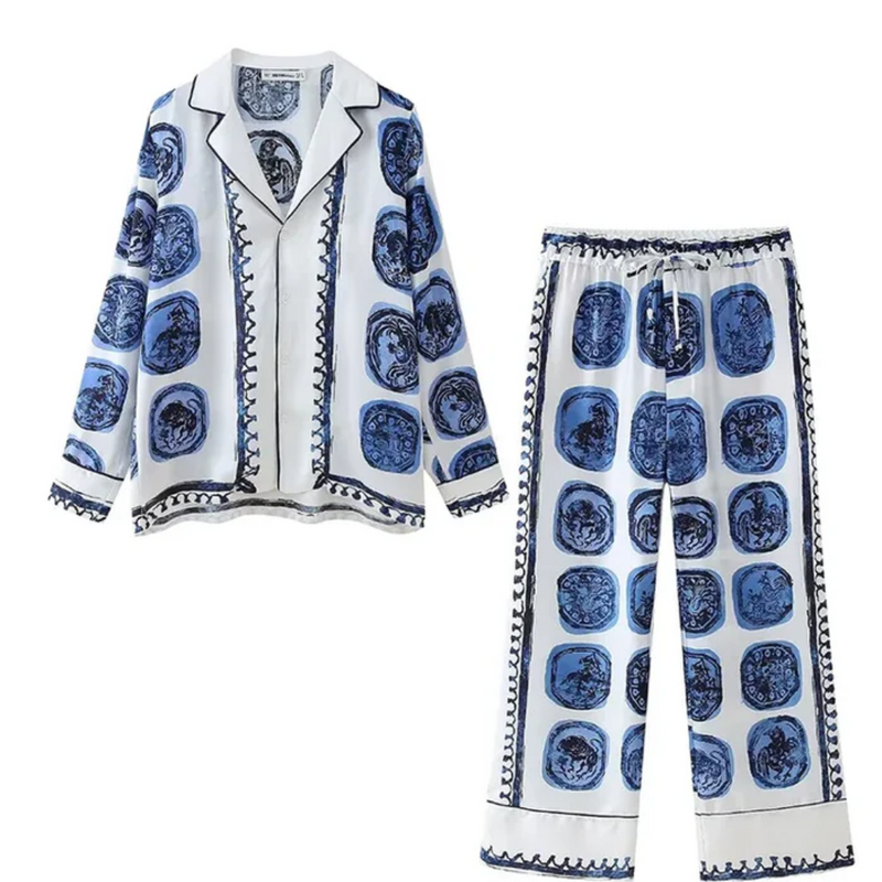 Conjunto de Calça e Camisa Estilo Pijama