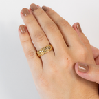 Anel de Aro Largo Cravejado