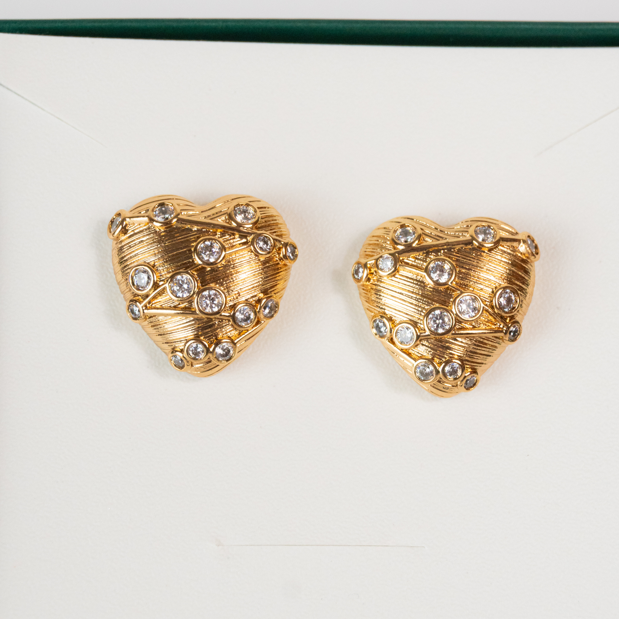 Brinco Coração Escovado