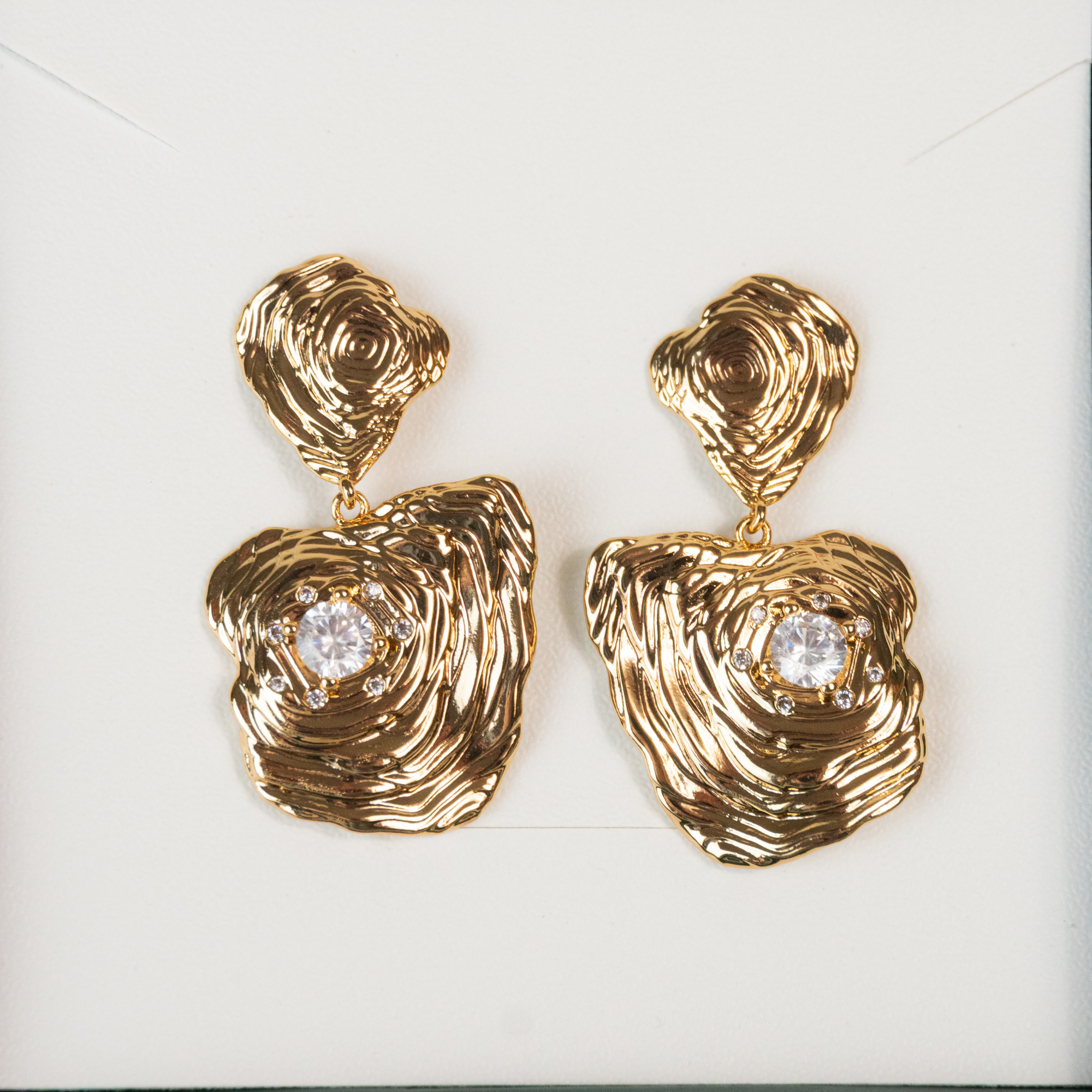 Brinco Pendente Texturizado