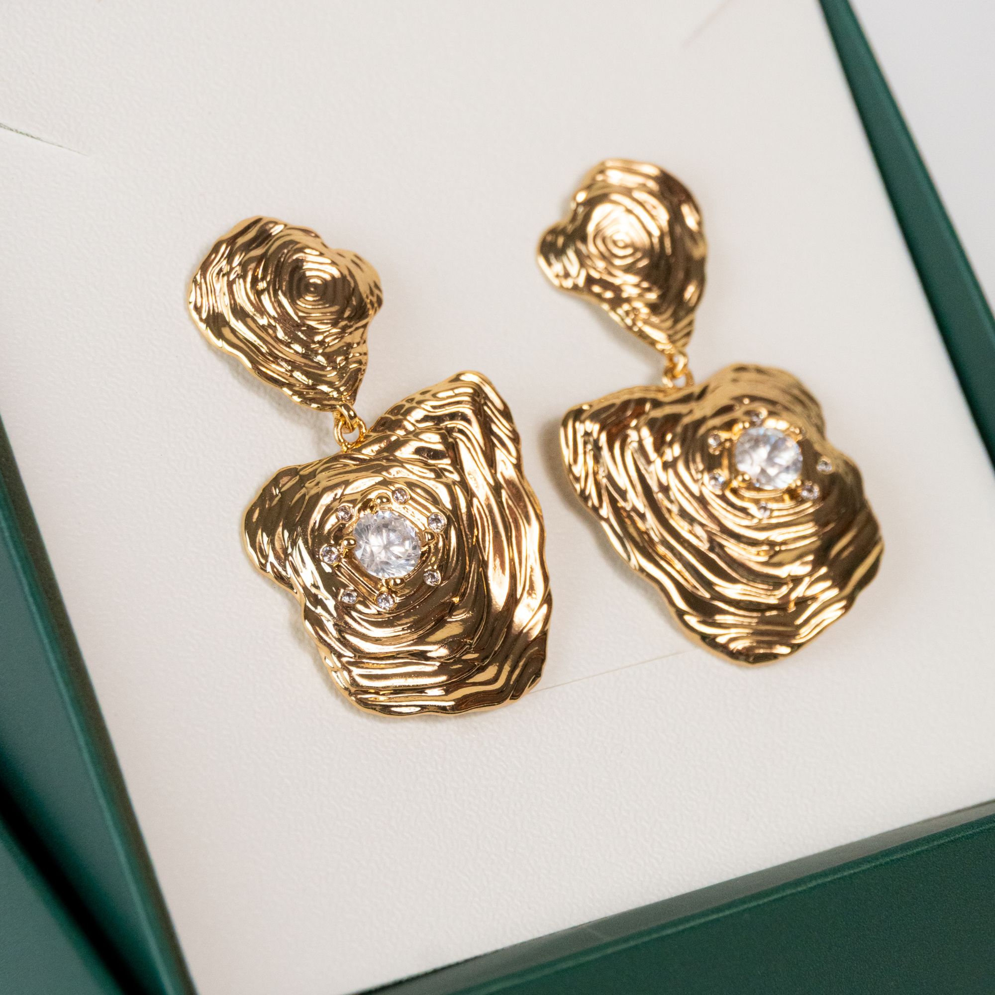 Brinco Pendente Texturizado