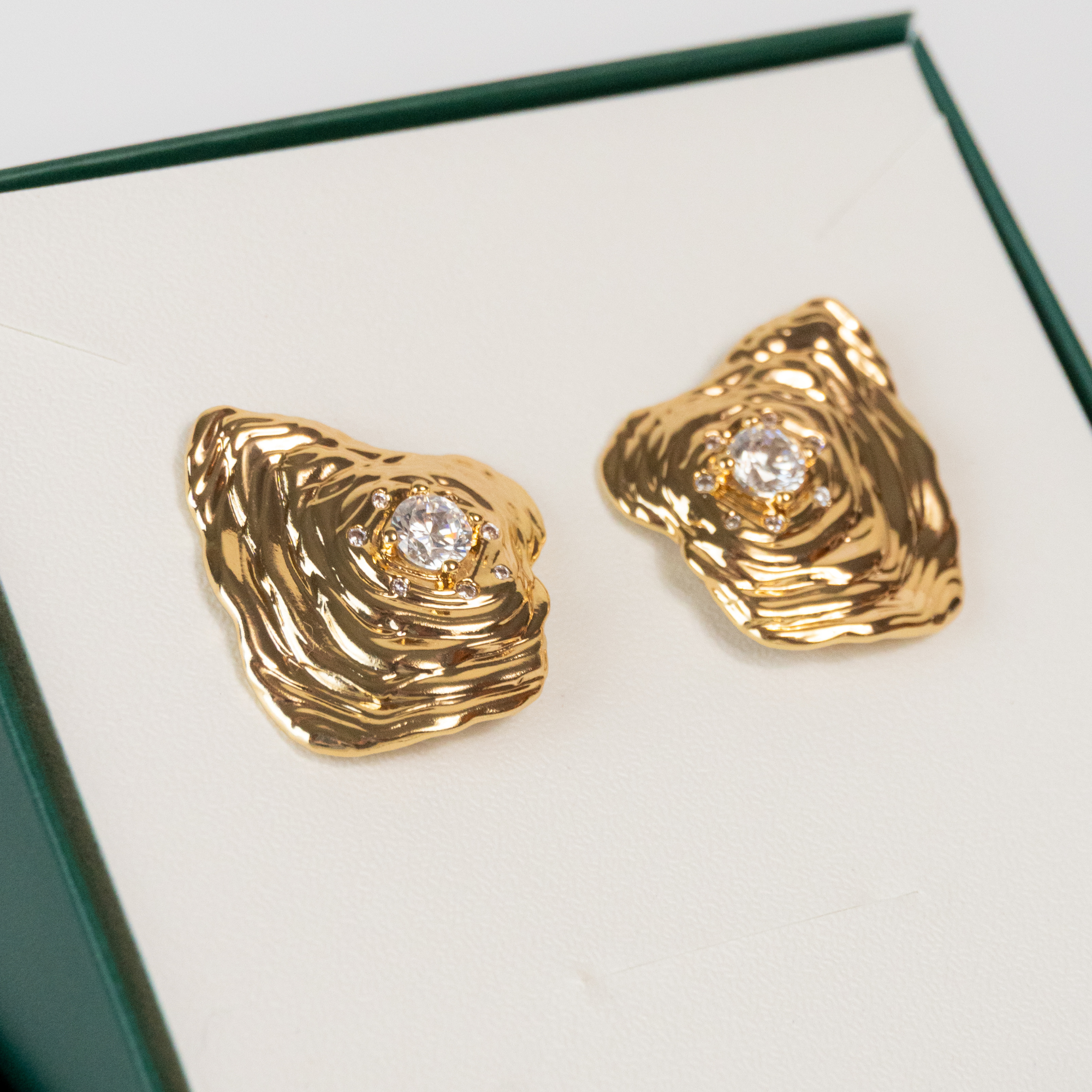 Brinco Texturizado em Camadas