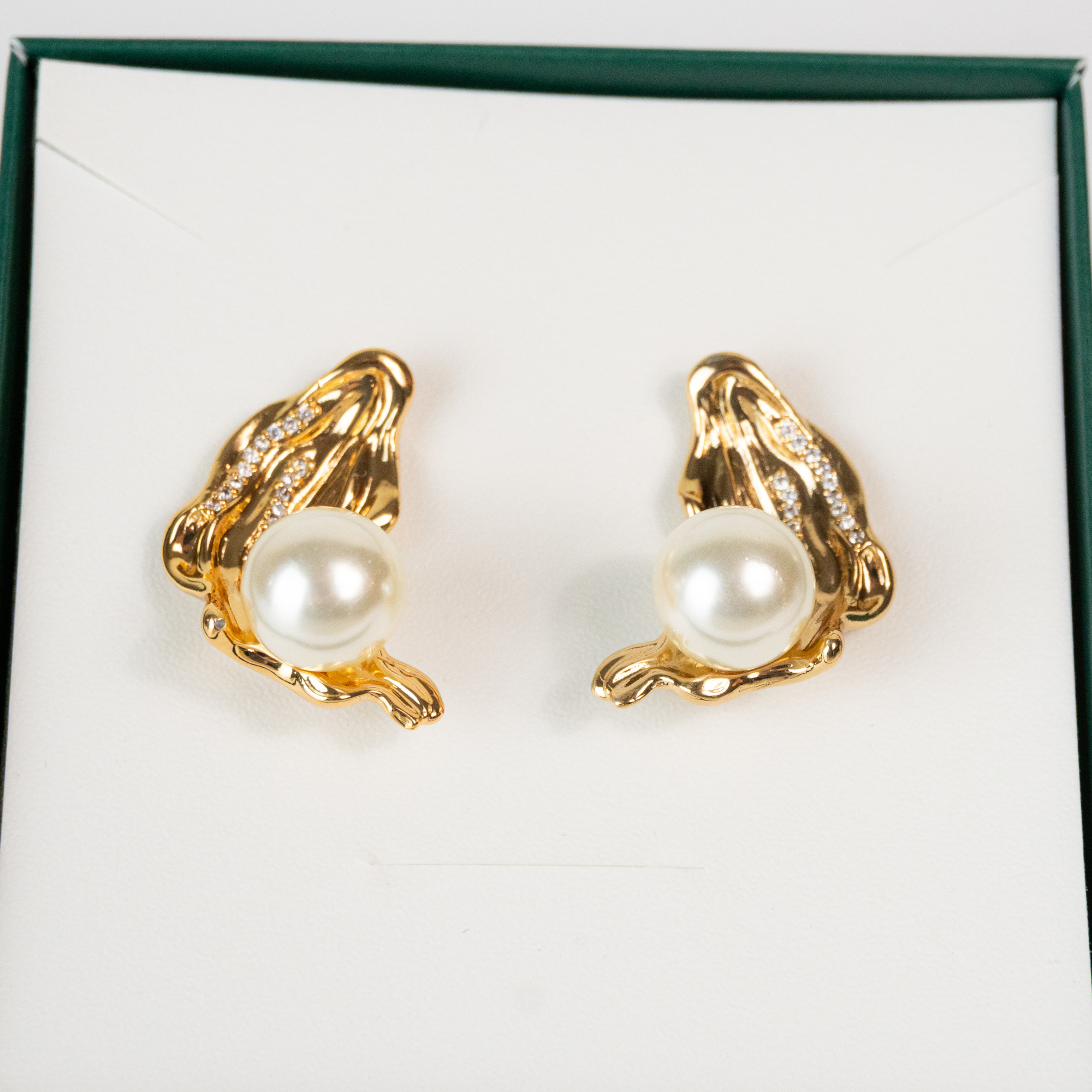 Brinco com Pérola e Zircônias