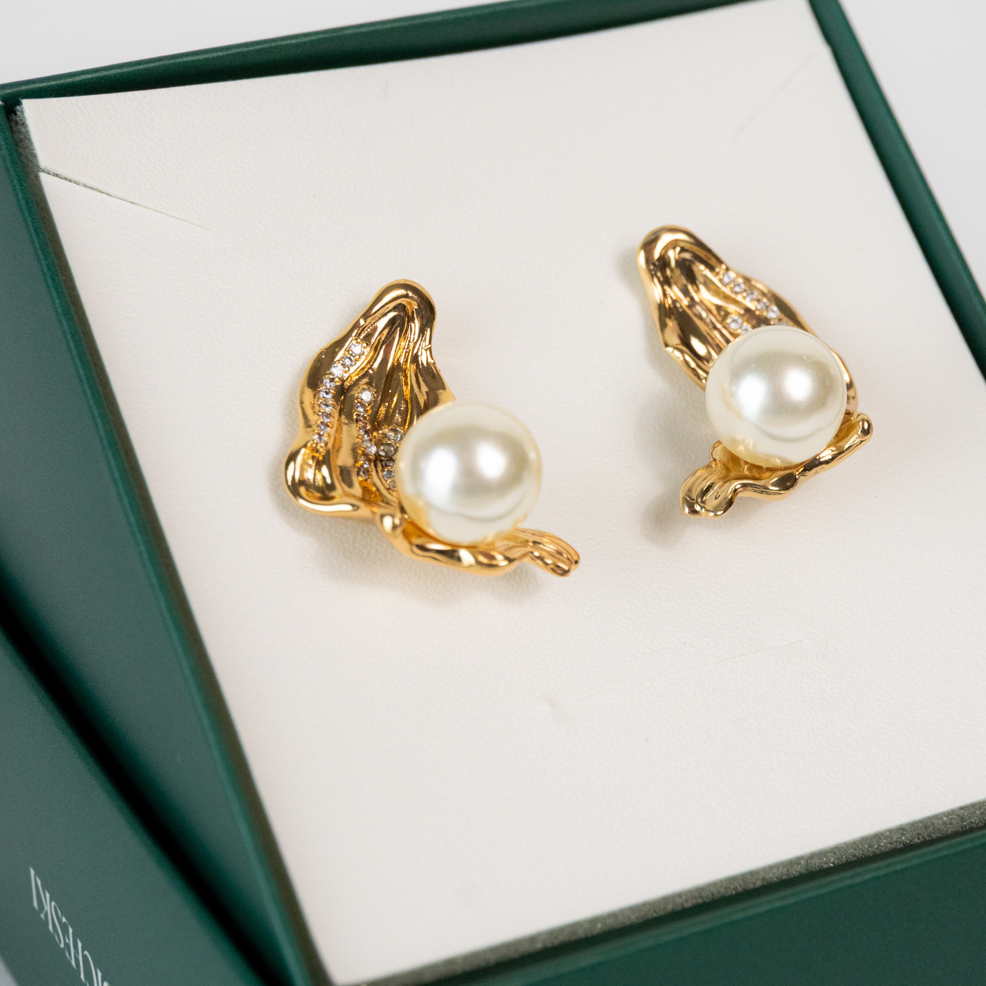 Brinco com Pérola e Zircônias