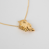 Colar com Pingente de Folha com Micro Zircônias