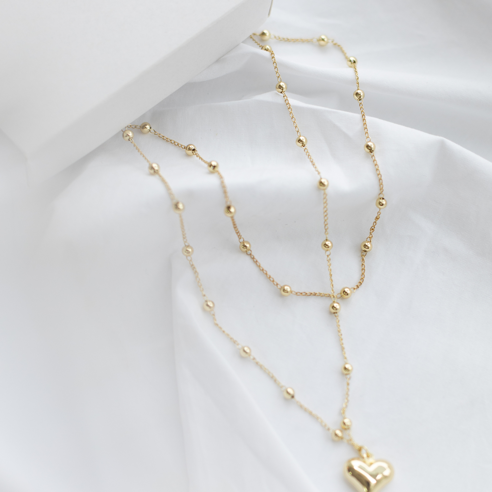 Colar Alma Corrente Bolinhas com Pingente Coração