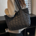 Bolsa  Feminina Ampla de Ombro Em Tecido Leve