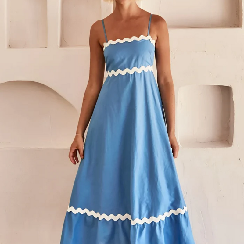 Vestido Longo Alça Espaguete e Detalhe Em Bordado