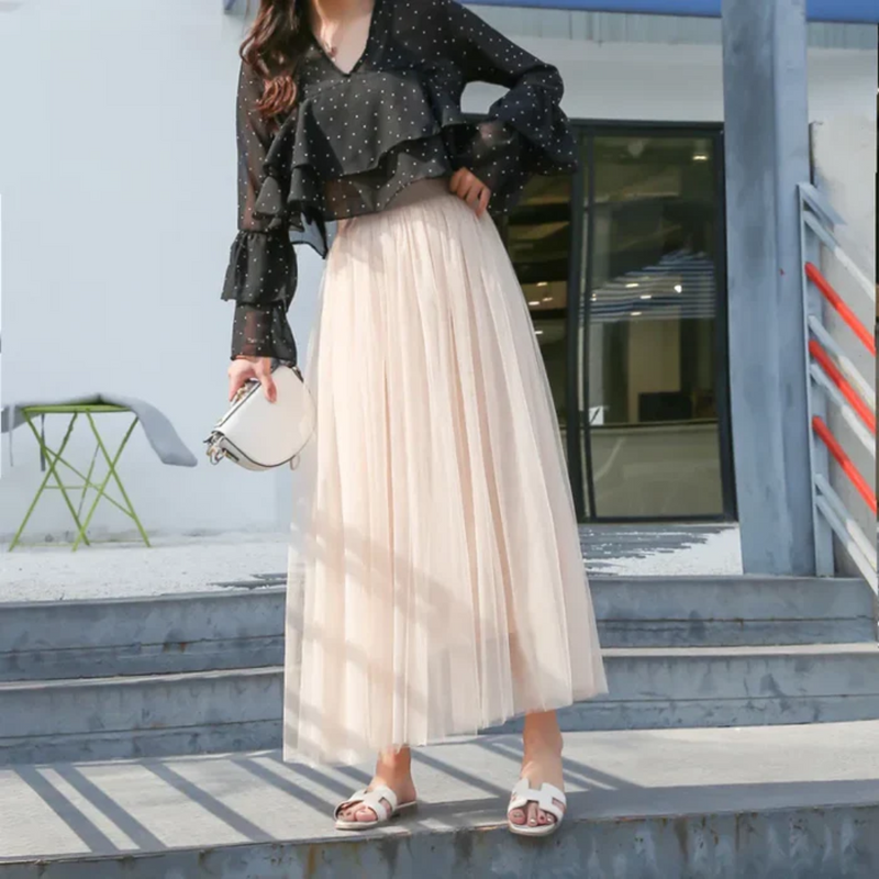 Saia Midi Em Tule