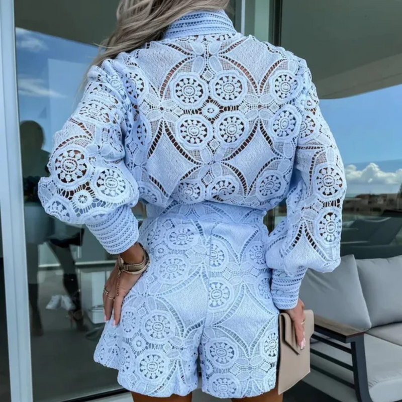 Conjunto Feminino Short e Blusa de Renda