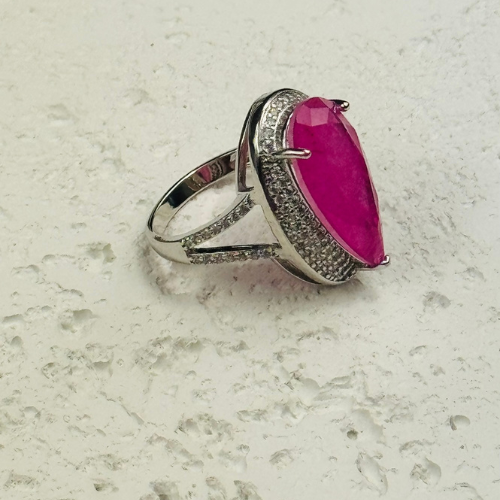 Anel com Pedra Fusion Rosa e Aro Duplo Cravejado