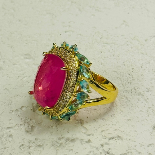 Anel com Pedra Fusion Pink e Dupla Auréola Cravejada