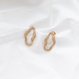 Brincos Argola Orgânica Cravejada com Micro Zircônias