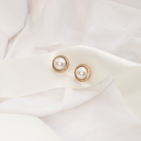 Brincos Redondos com Pérola e Micro Zircônias