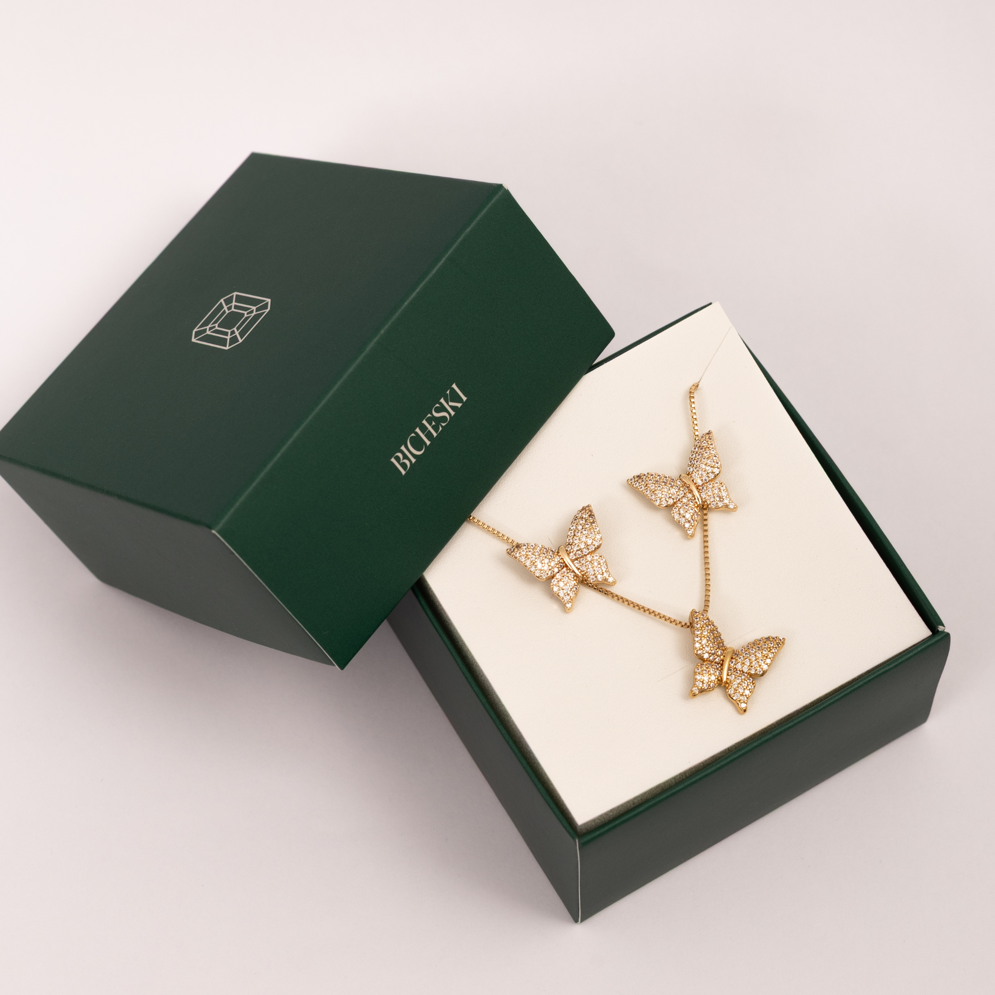 Conjunto Colar e Brincos Borboleta Cravejada com Micro Zircônias