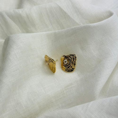 Brinco Texturizado em Camadas