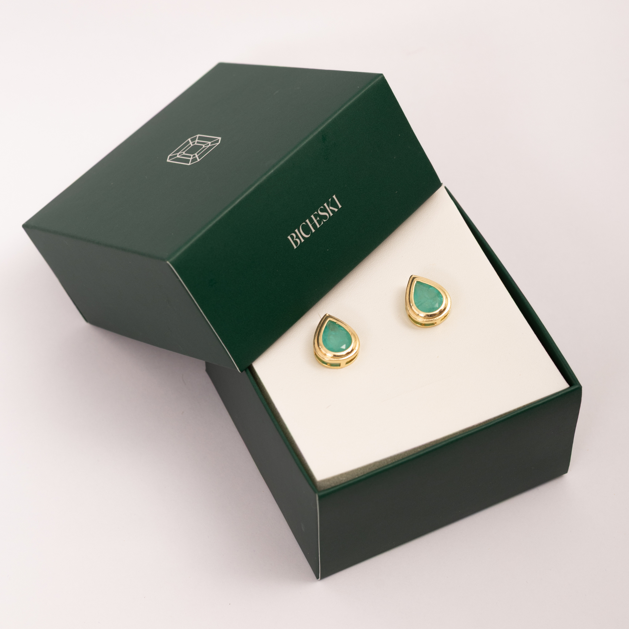 Brincos Gota com Pedra Verde