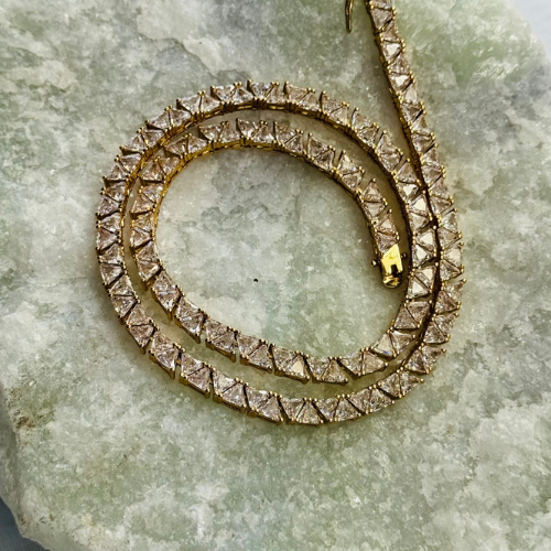 Riviera Zircônias Triangulares