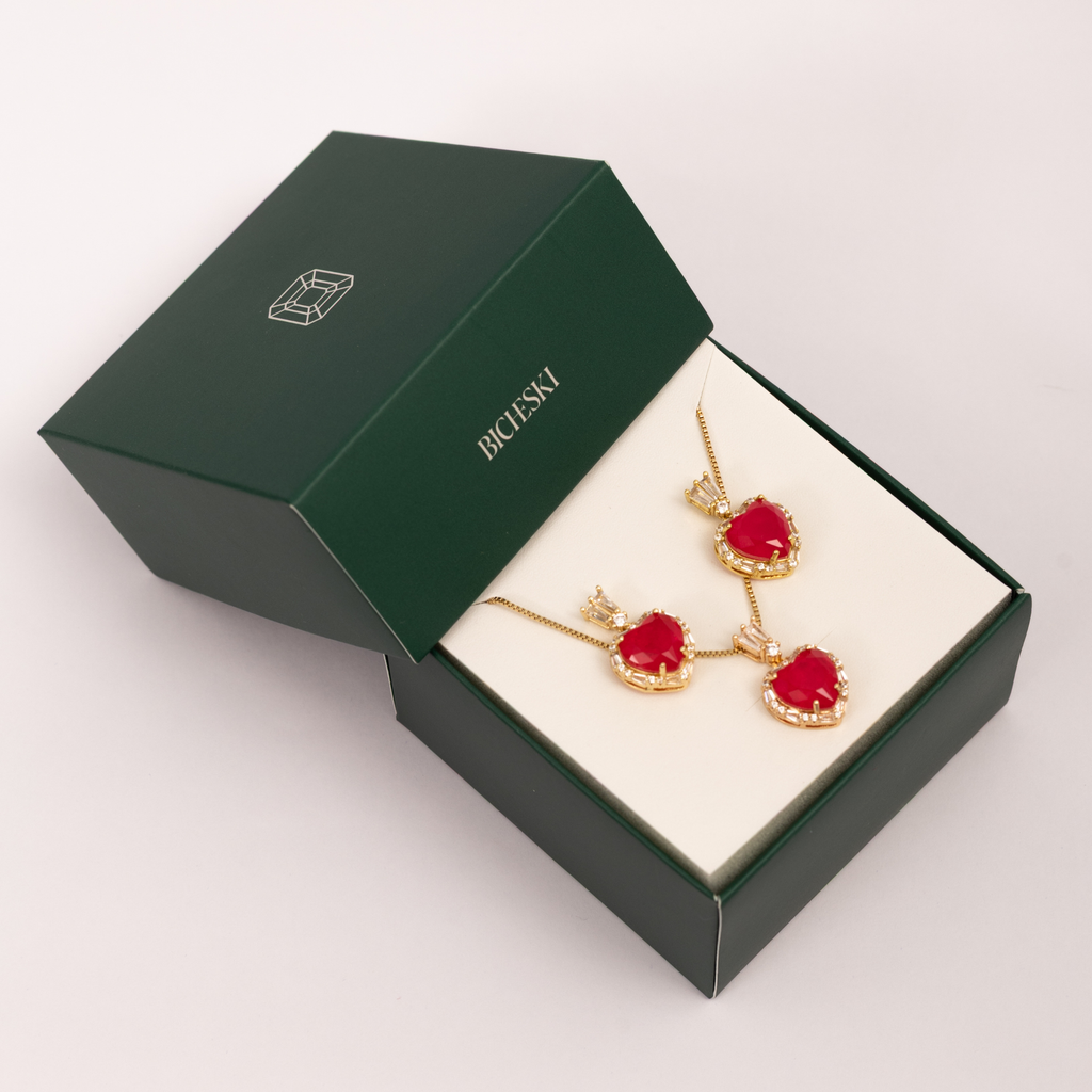 Conjunto Colar e Brincos com Pedras Vermelhas e Micro Zircônias