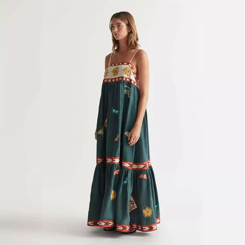 Vestido Bordado Com Alça Para o Verão
