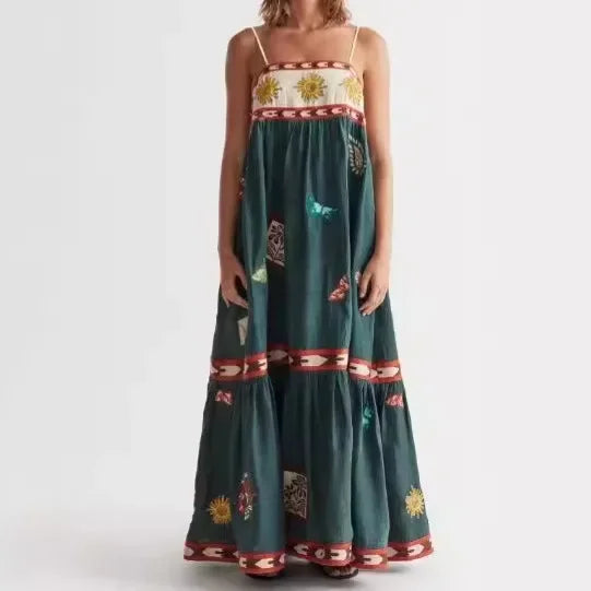 Vestido Bordado Com Alça Para o Verão