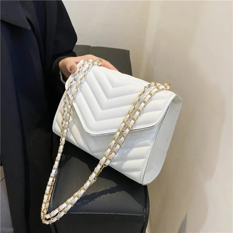 Bolsa Pequena Para o Dia a Dia Com Alça Alongada