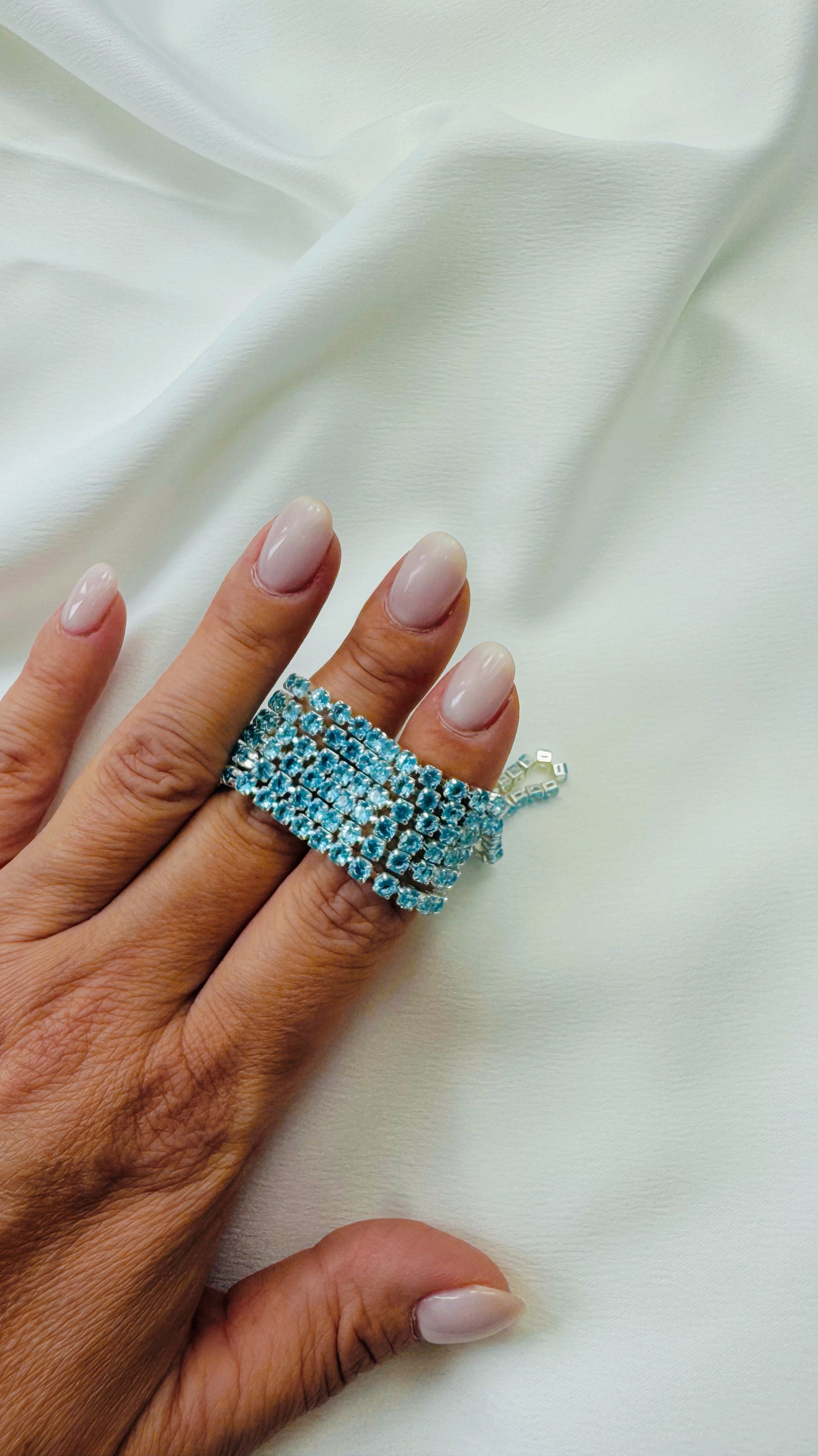 Colar Riviera Alongado Azul-Claro