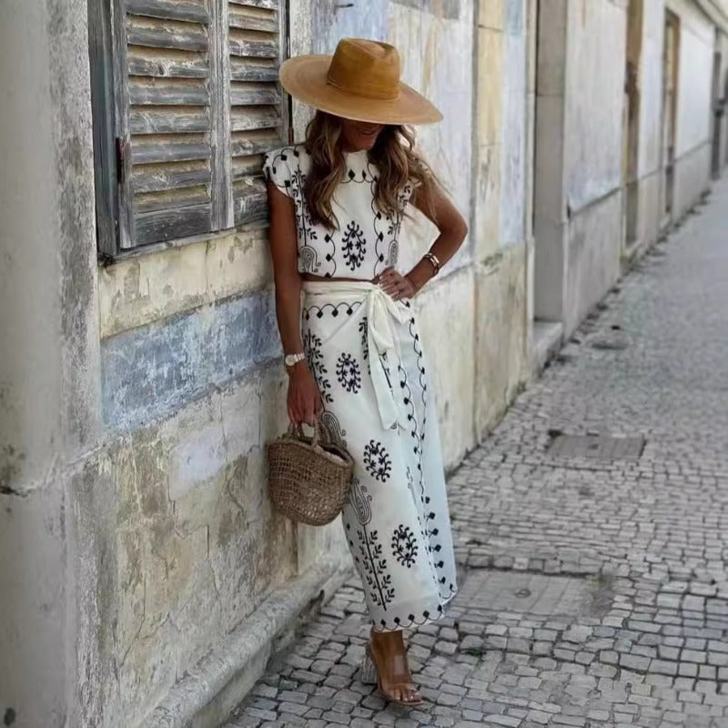 Conjunto Feminino Camisa e Saia Estampada