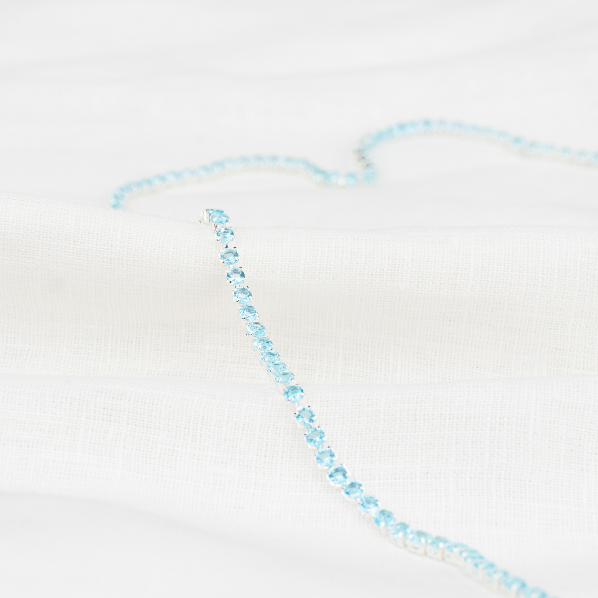 Colar Riviera Alongado Azul-Claro