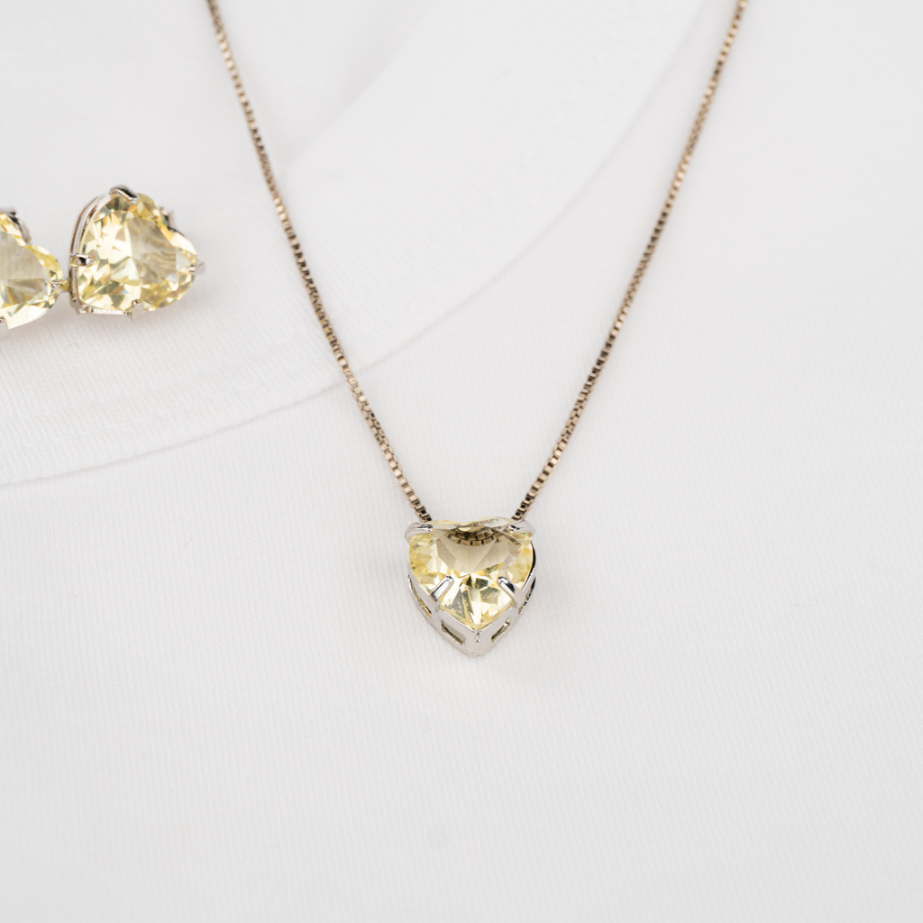 Conjunto Coração Amarelo Brilhante